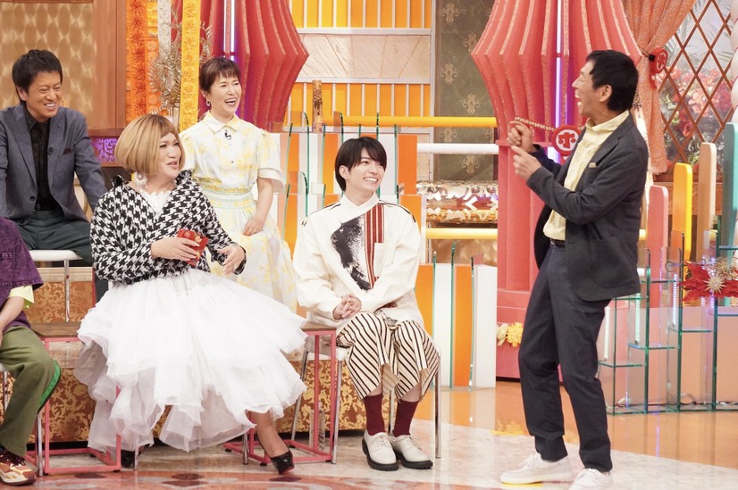 IKKO、西畑大吾、明石家さんま（C）フジテレビ