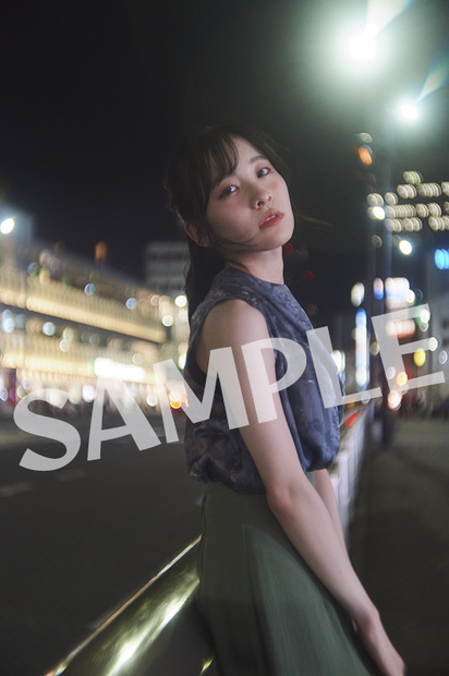 【アニメイト池袋本店限定ブロマイド】遠野ひかる1st写真集 ハツヨイ
