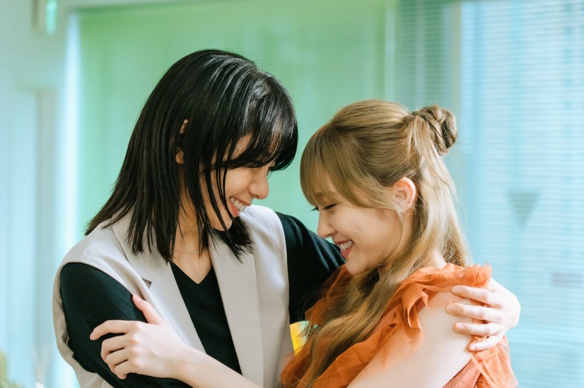 『彩香ちゃんは弘子先輩に恋してる』（フジテレビ）場面カット　（C）「彩香ちゃんは弘子先輩に恋してる」製作委員会・MBS