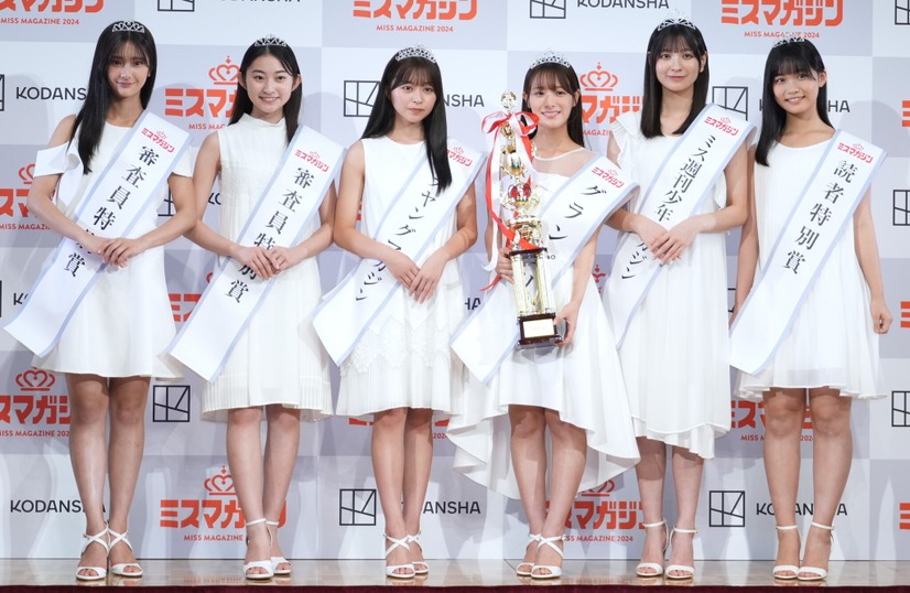大西陽羽、古田彩仁、山本杏、葉月くれあ、花城奈央、尾茂井奏良【撮影：小宮山あきの】