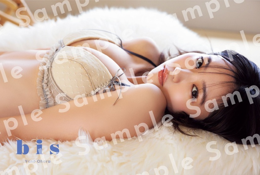 HMV&BOOKS online・各店舗 限定購入特典　大原優乃ポストカード １枚（全２種）