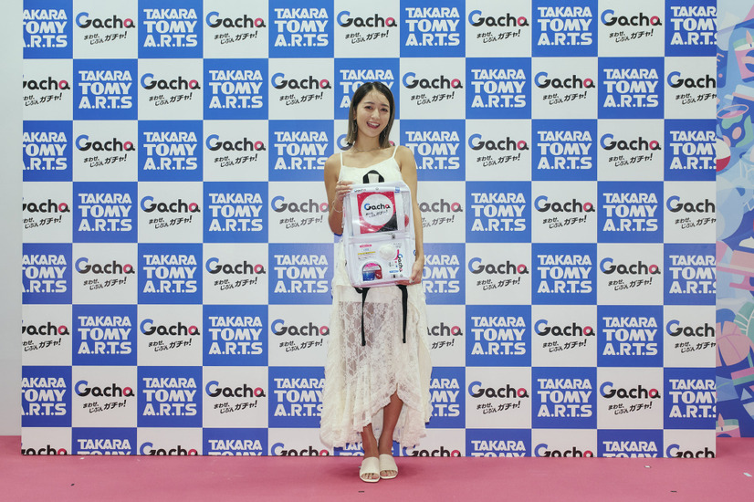 みちょぱ、ボブヘアで初のイベント「ソワソワする」