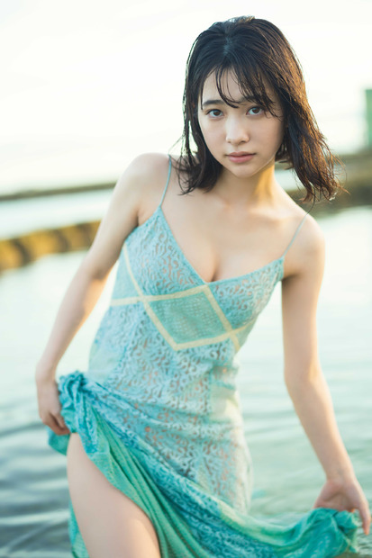 今森茉耶1st写真集『恋がはじまる』(c)カノウリョウマ／講談社