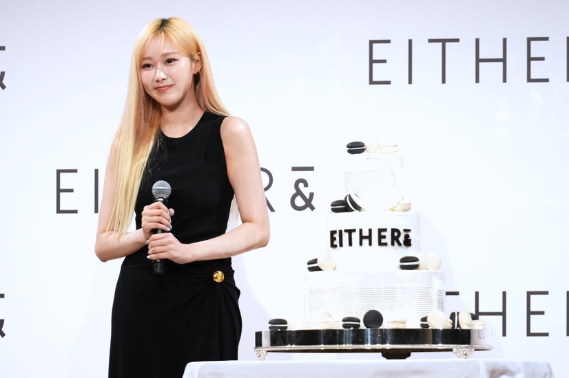 「aespa」ジゼル【撮影：小宮山あきの】