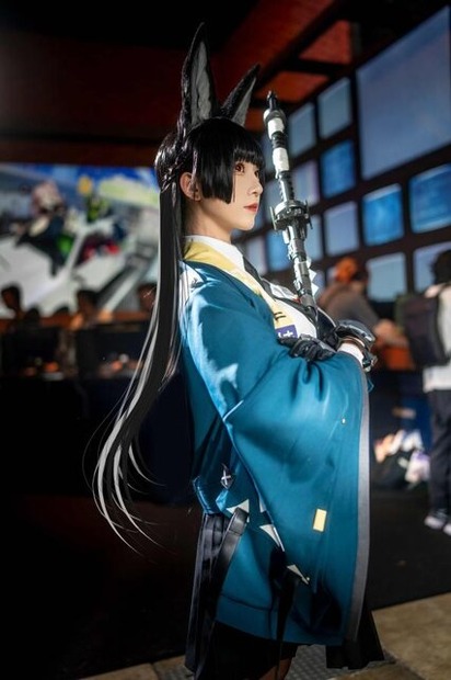 【コスプレ】『ゼンレスゾーンゼロ』“黒髪美少女”「星見雅」の圧倒的再現度！どこから撮影しても隙のない美貌【写真8枚】