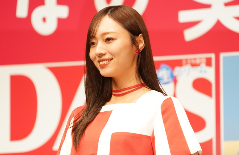梅澤美波【写真：竹内みちまろ】