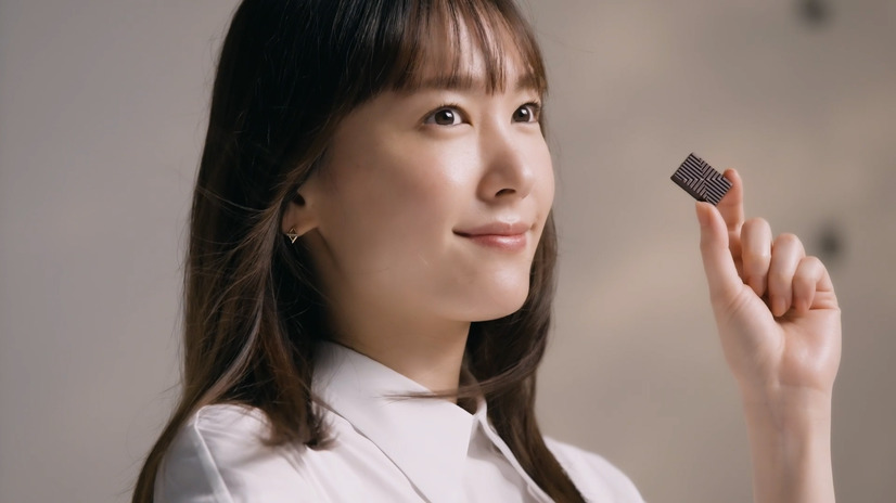 新垣結衣出演『明治ザ・カカオ』メイキングカット