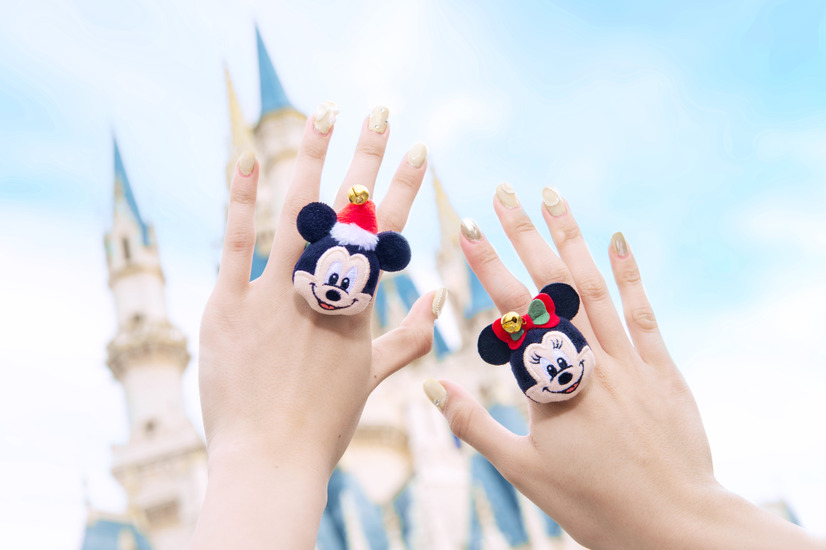 「ディズニー・クリスマス」を思いきり楽しめるさまざまなグッズ　（C）Disney