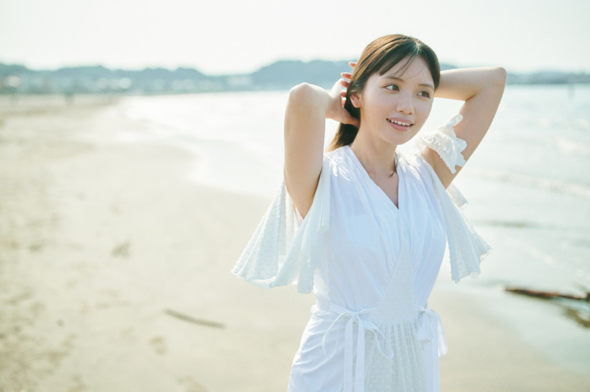テレビ東京アナウンサー田中瞳フォト＆エッセイ「瞳のまにまに」（講談社）　(C)熊木優