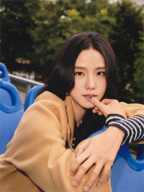 トミー ヒルフィガーのブランドアンバサダーに起用されたJISOO