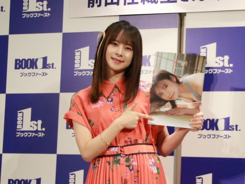 前田佳織里【撮影：村上弥生】