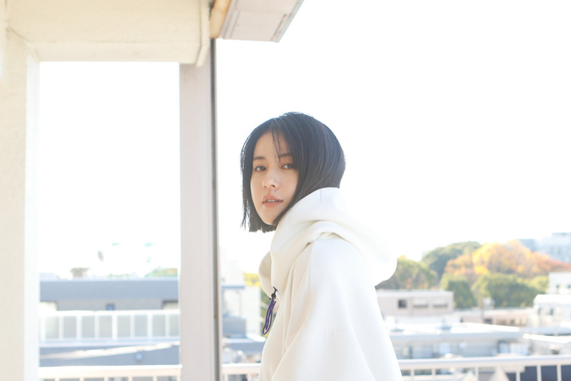 フォトエッセイ「松の素」より（C）KADOKAWA