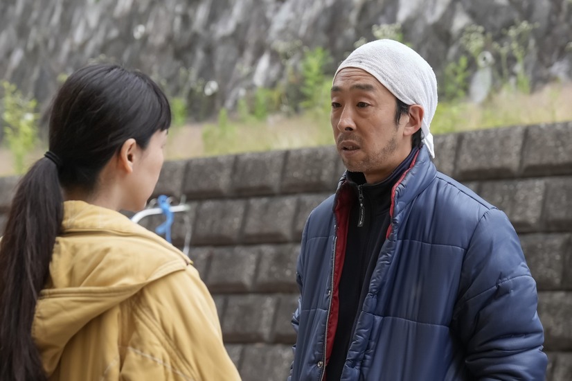 北村有起哉が出演するNHK連続テレビ小説『おむすび』　(C)NHK