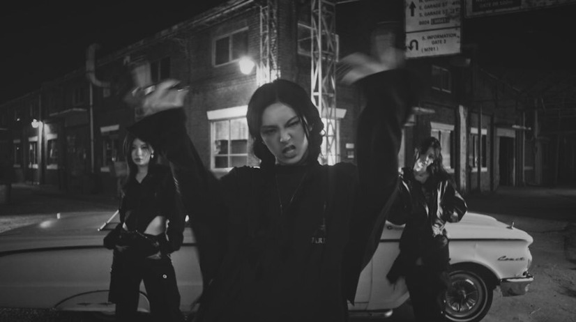 BABYMONSTER「CLIK CLAK」MV