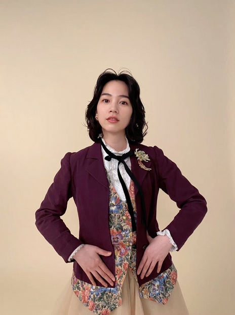 のん、堤幸彦監督作品初主演『私にふさわしいホテル』が間もなく公開！ポスタービジュアル撮影オフショも