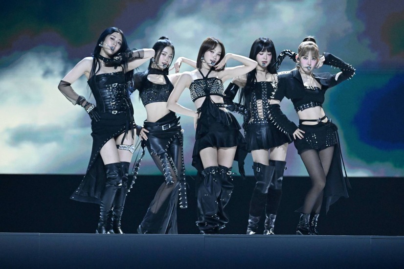 LE SSERAFIM「2024 MTV EMA」パフォーマンス　(C)MTV EMA