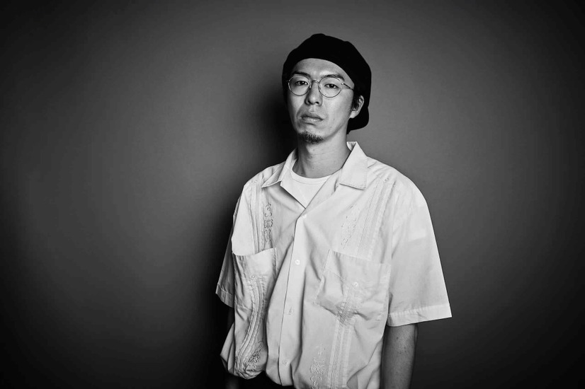 「べらぼう～蔦重栄華乃夢噺～」メインビジュアルのアートディレクターを担当した菅谷幸生　(C)NHK