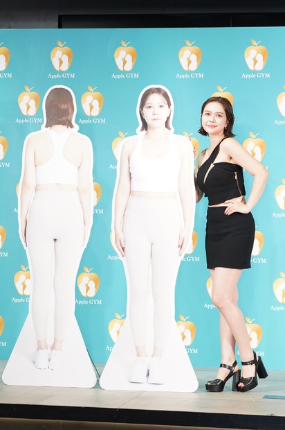 村重杏奈【写真：竹内みちまろ】