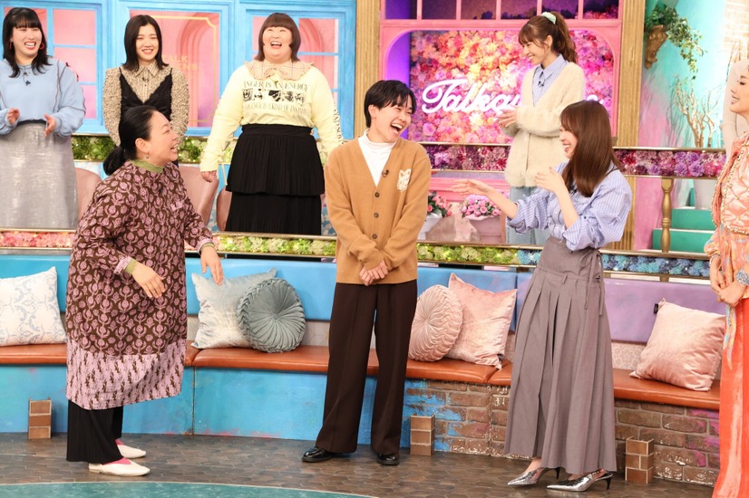 11月14日23時放送『トークィーンズ』　(C)フジテレビ