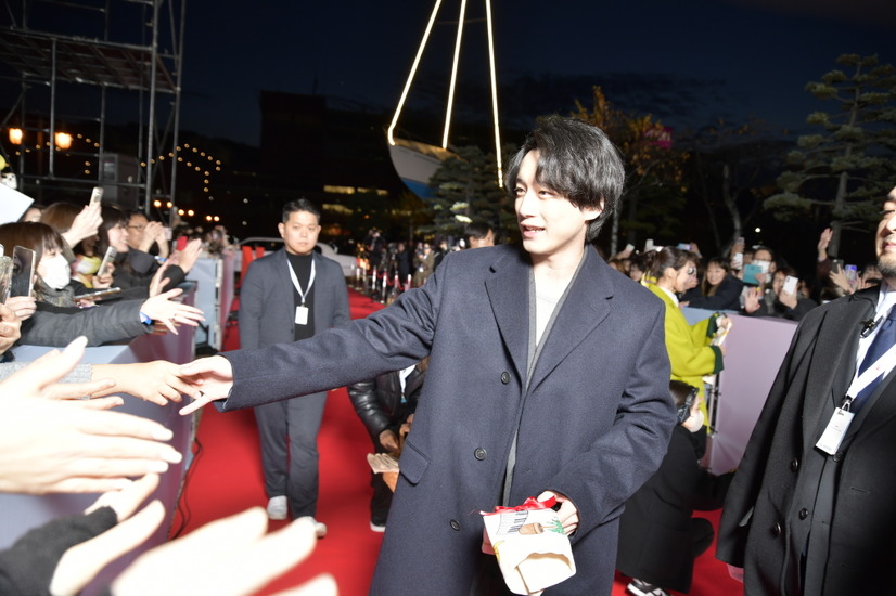 Netflixシリーズ「さよならのつづき」11月14日（木）よりNetflixにて世界独占配信　有村架純と坂口健太郎が出演したレッドカーペットスペシャルイベント