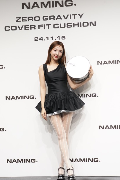 NAYEON【写真：竹内みちまろ】