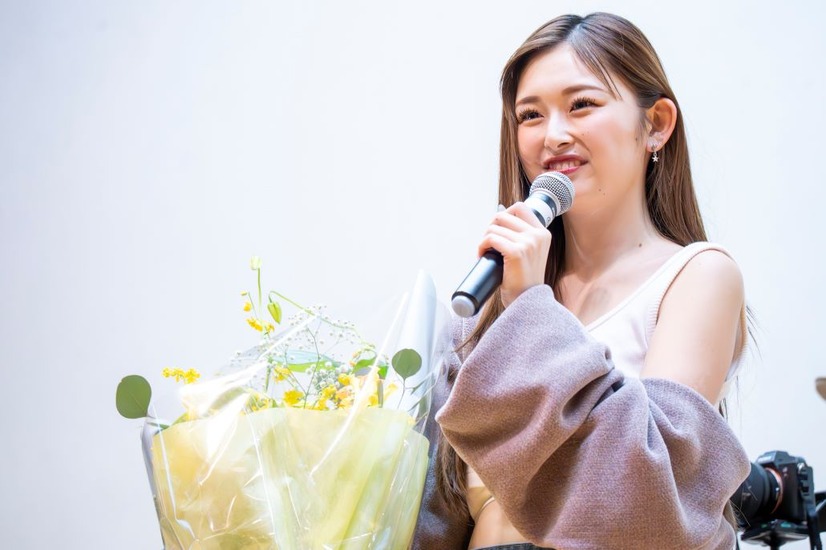 ゆうちゃみとHIPPYが登場した千葉・松戸市立松戸高等学校のサプライズイベント