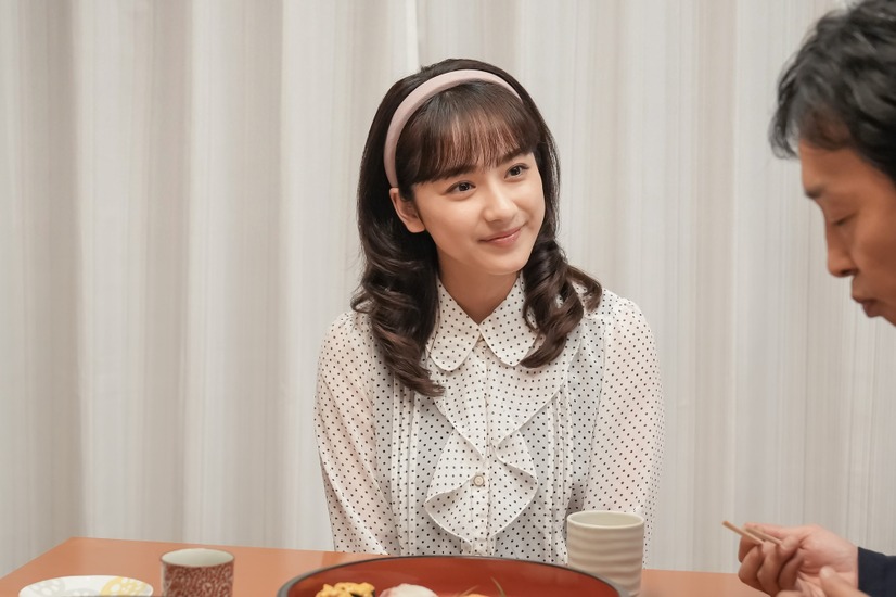 平祐奈が出演する連続テレビ小説『おむすび』　(C)NHK