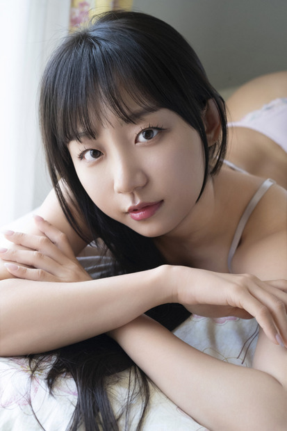 デジタル限定 ピョ・ウンジ写真集『大胆なアマリリス』撮影：佐藤裕之