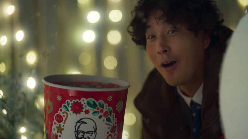 賀来賢人が出演する新TV CM「クリスマス早割予約『待ちきれない』」篇
