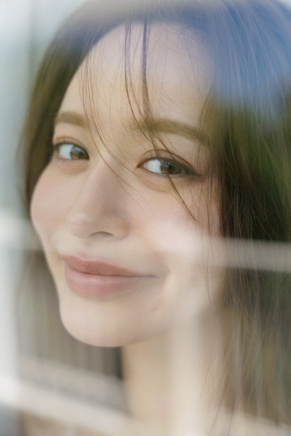2025年2月13日に発売される野崎萌香写真集「タイトル未定」（仮）　撮影：曽根将樹
