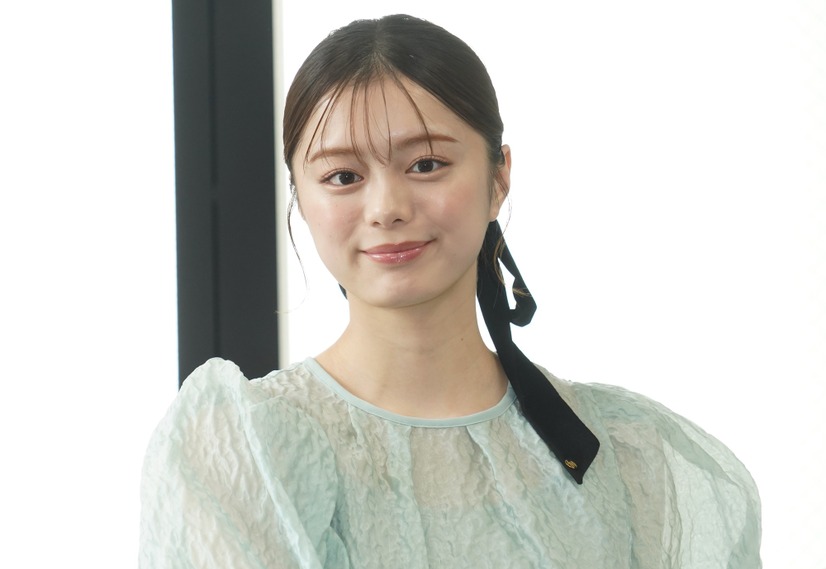紺野彩夏【写真：竹内みちまろ】