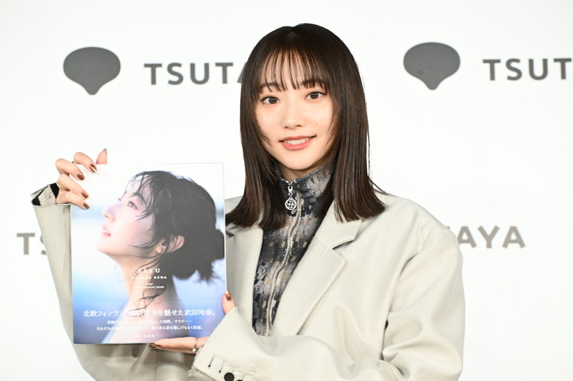 『武田玲奈10周年記念写真集 SISU』（東京ニュース通信社）発売記念イベント