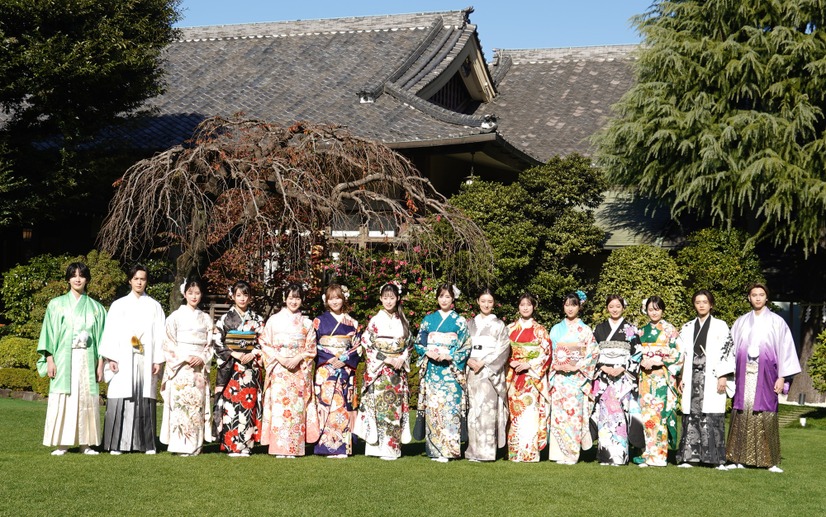 オスカープロモーションの「2025年新春晴れ着撮影会」【写真：竹内みちまろ】