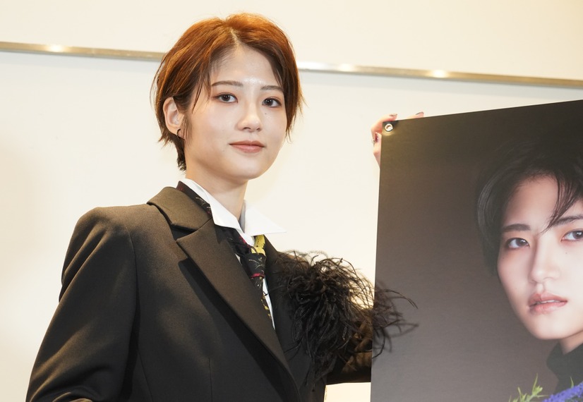 若月佑美【写真：竹内みちまろ】