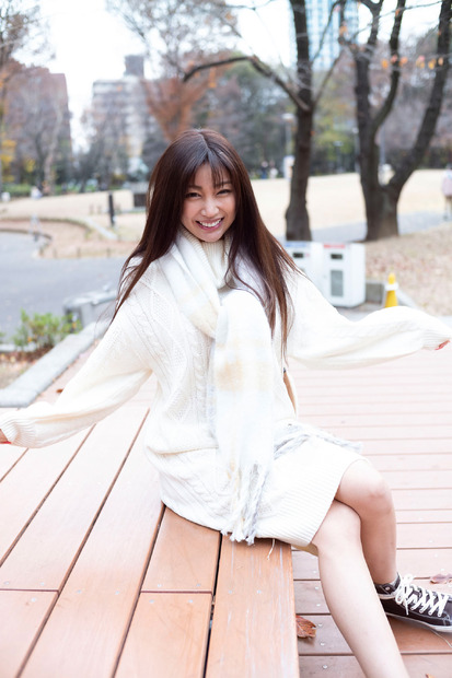 『SPA ! グラビアン魂デジタル写真集　あべみほ「悩殺必至の過激ショット」』誌面カット（撮影：佐藤裕之）