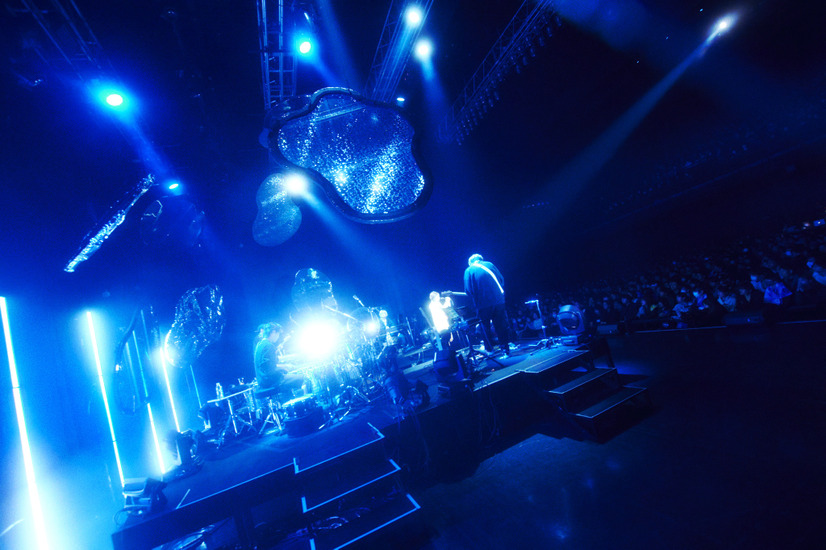 「adieu LIVE 2024　mare -冬のあまやどり-」ライブ写真　Photo by Kodai Kobayashi
