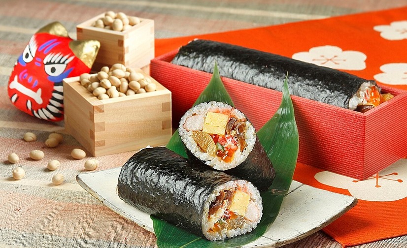 海の幸恵方巻 ハーフ：1,620円　1本：3,240円（C）なだ万