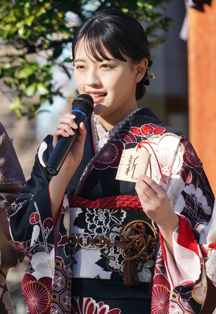 上坂樹里【写真：竹内みちまろ】