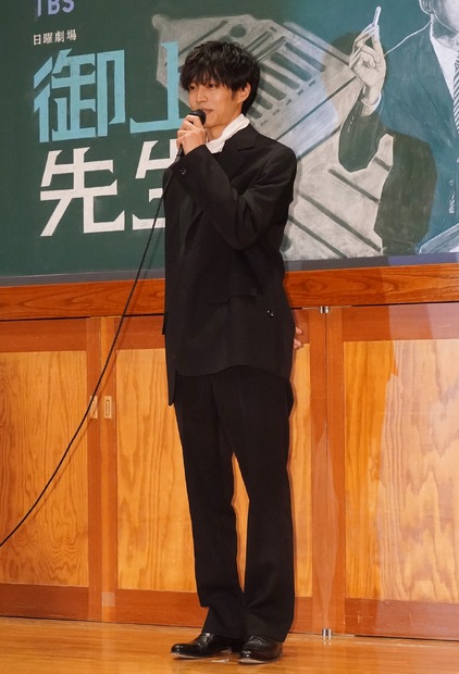 松坂桃李【写真：竹内みちまろ】