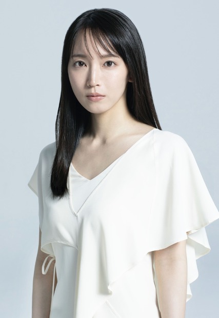 「DIC岡里帆」シリーズの第6弾に出演した吉岡里帆