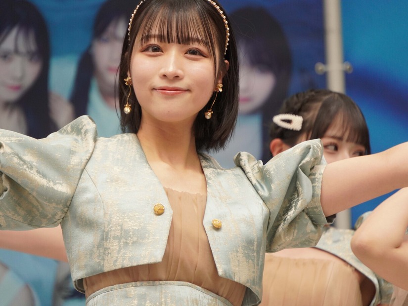 神奈川・ラゾーナ川崎プラザ ルーファ広場で開催された11thシングル「地平線を見ているか？」の発売記念イベント　(C)STU
