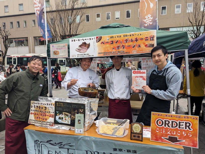 過去に開催した「熱汁祭」の様子
