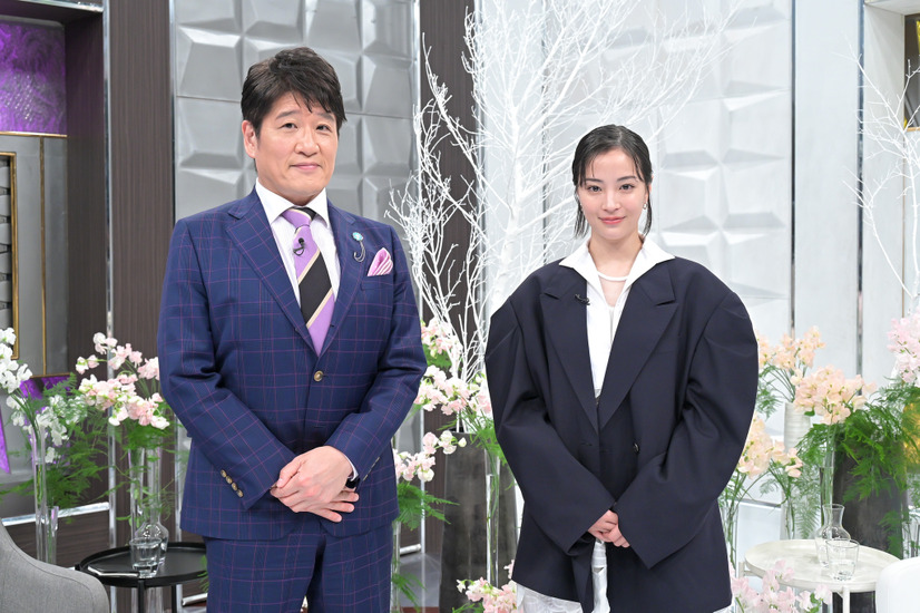 1月26日22時15分から放送される『日曜日の初耳学』　(C)MBS