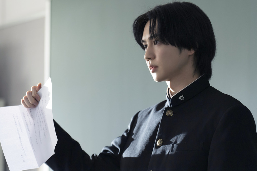 『遺書、公開。』（c）2024 映画『遺書、公開。』製作委員会 （c）陽東太郎／SQUARE ENIX