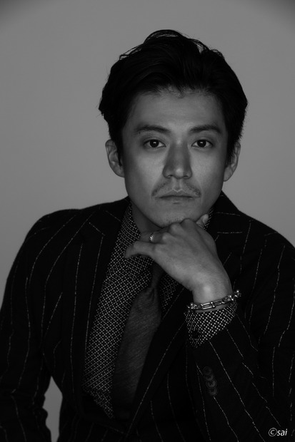 小栗旬　(C)sai