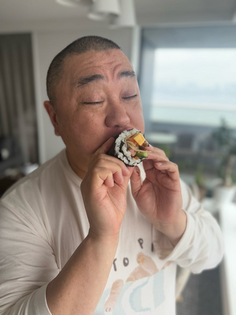 山本圭壱（写真は山本圭壱の公式ブログから）