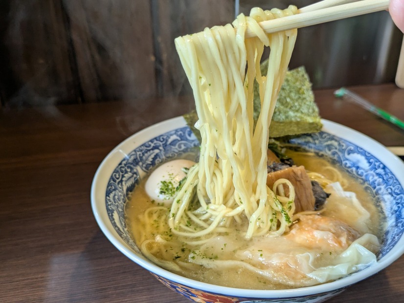 豚のコク×貝の旨みの極上スープ！木場駅近に新ラーメン店「麺彩 餞-HANAMUKE-」オープン