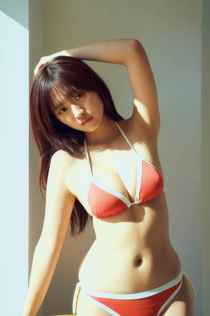 豊田ルナ（C）光文社／週刊FLASH 写真（C）神藤剛