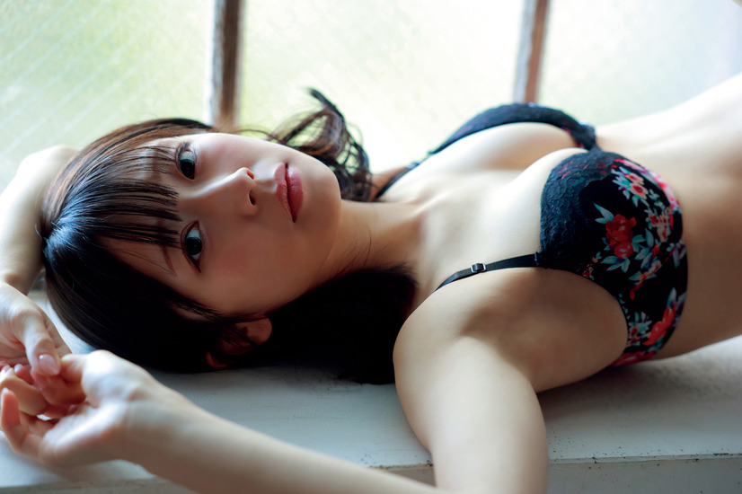 本多しおり（C）光文社／週刊FLASH 写真（C）安藤青太
