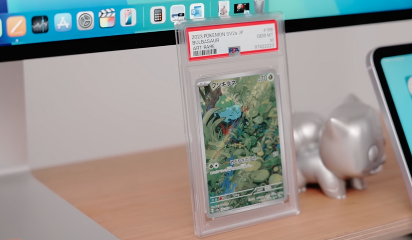 フシギダネ（Bulbasaur）のポケモンカード。完璧な状態を示す「PSA 10」グレードだ。